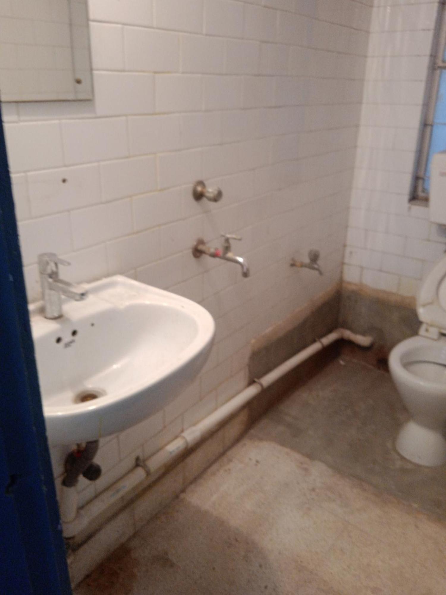 P-24A Cit Road Villa Kolkata Bagian luar foto